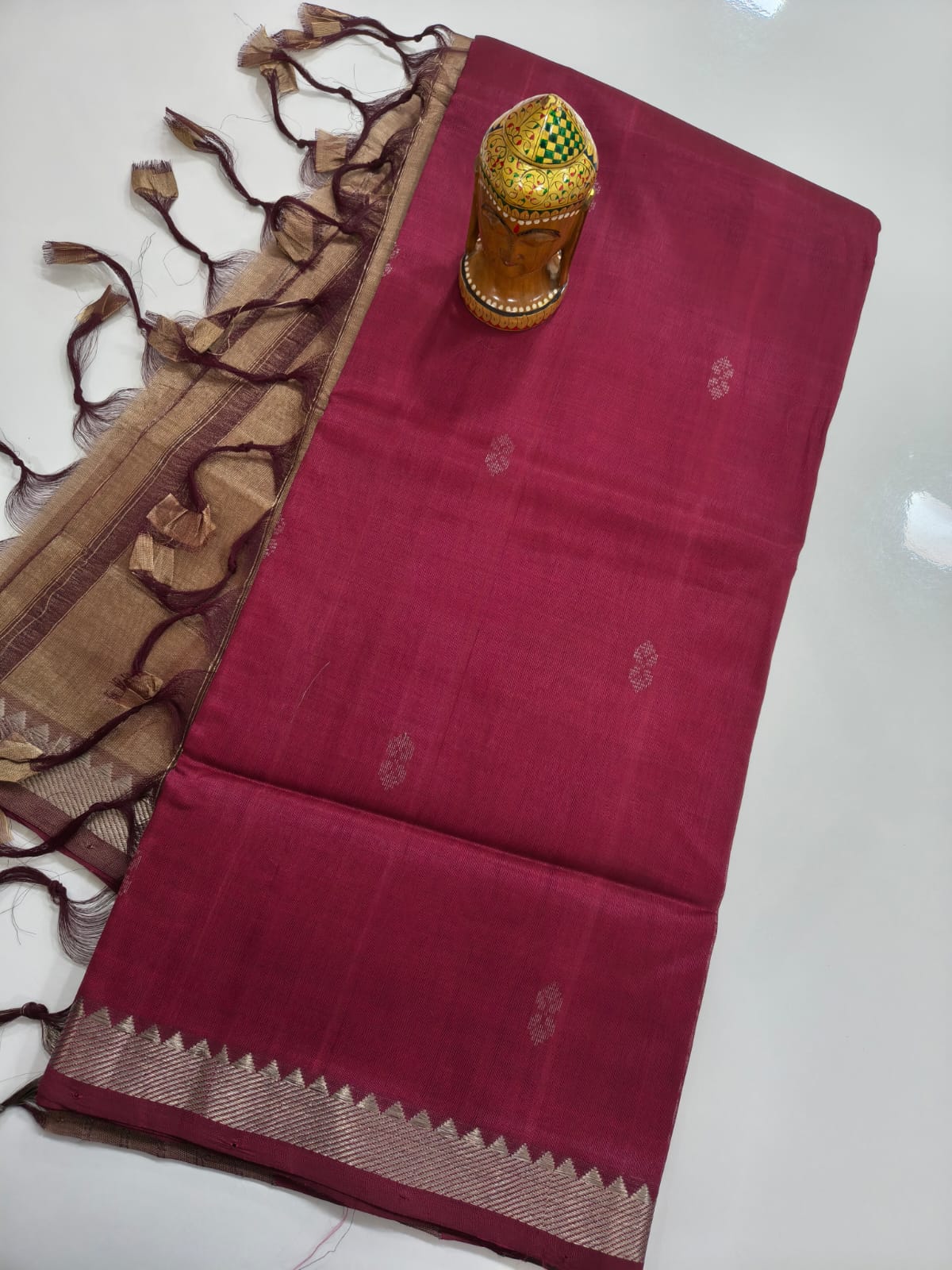 Mangalagiri Handloom Pattu Sarees with Small butta collection