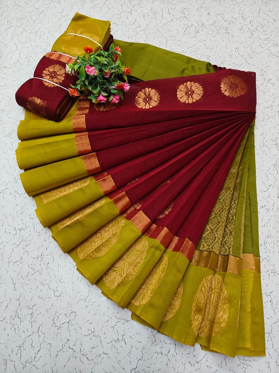 Uppada Kotanji Contrast Border Silk Cotton Sarees