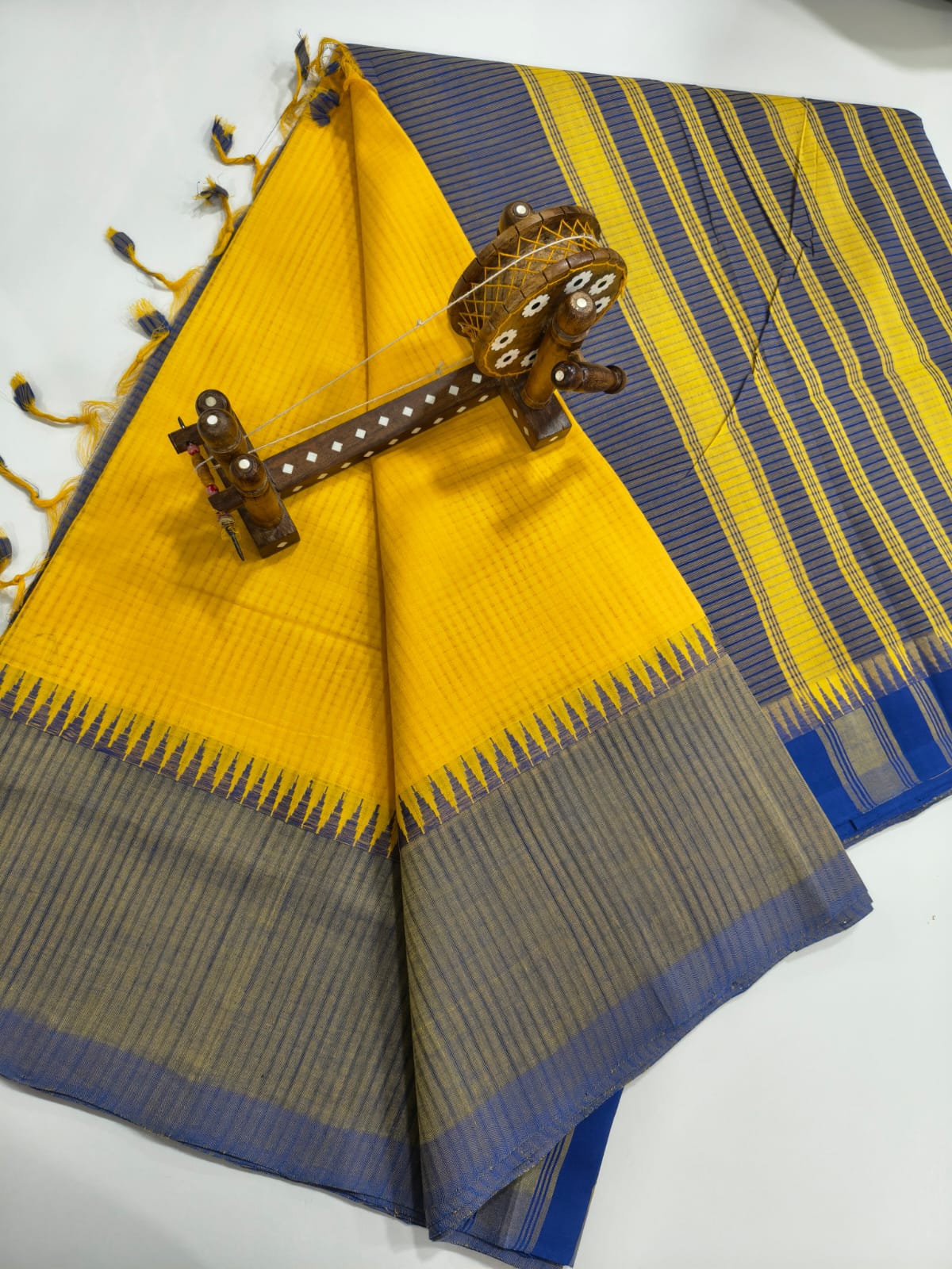 Mangalagiri Cotton Sarees with thread border collection