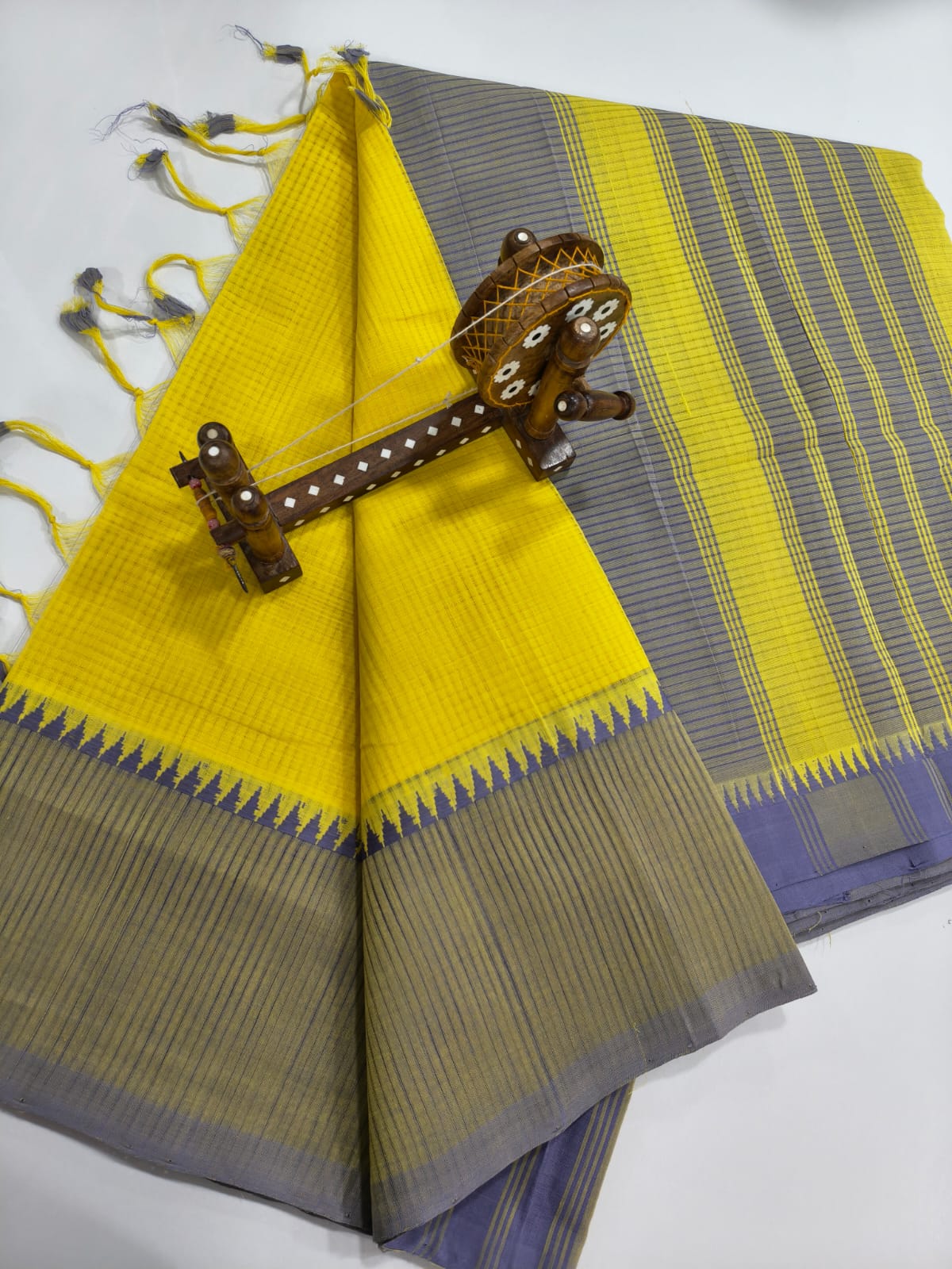 Mangalagiri Cotton Sarees with thread border collection