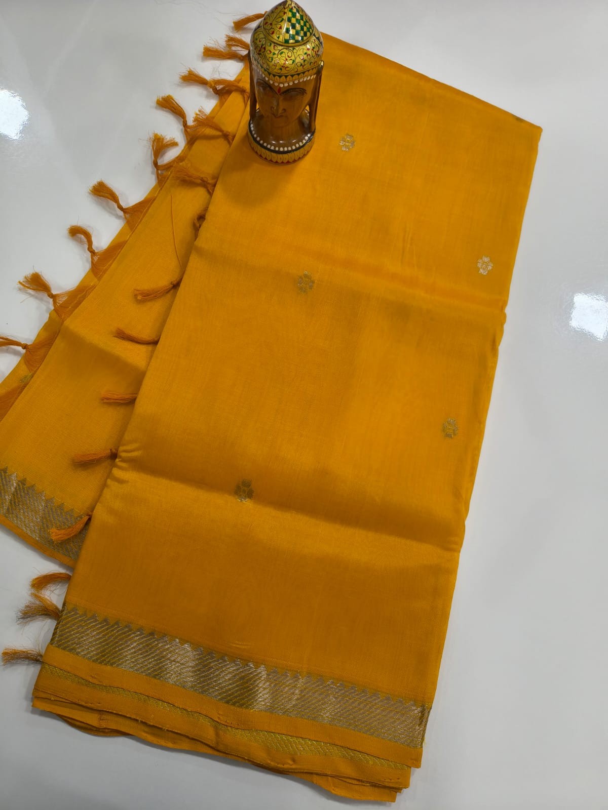 Mangalagiri Handloom Pattu Sarees with Small butta collection