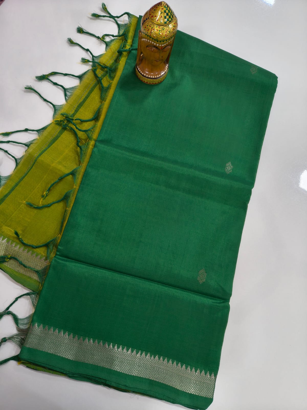 Mangalagiri Handloom Pattu Sarees with Small butta collection