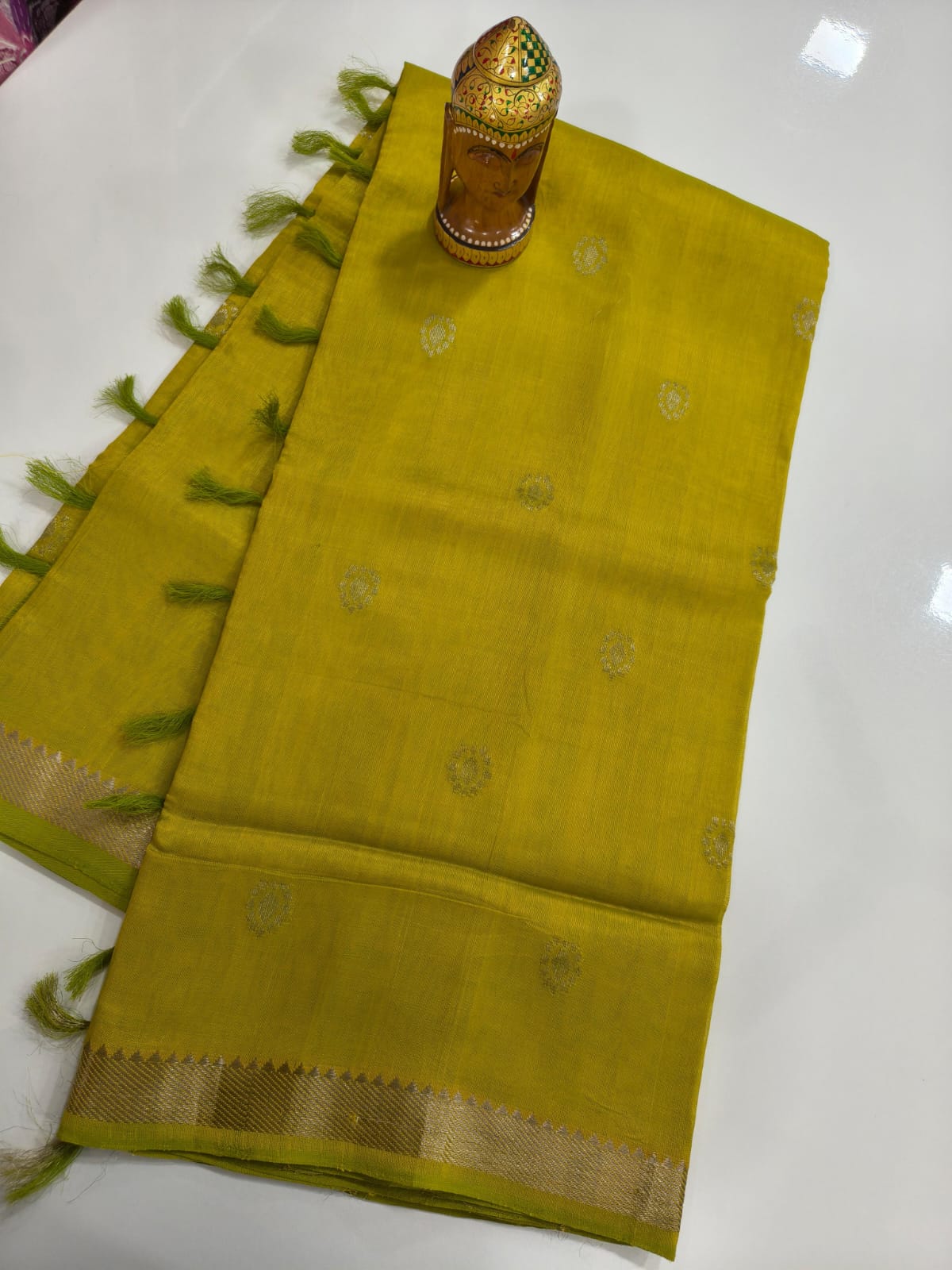 Mangalagiri Handloom Pattu Sarees with Small butta collection