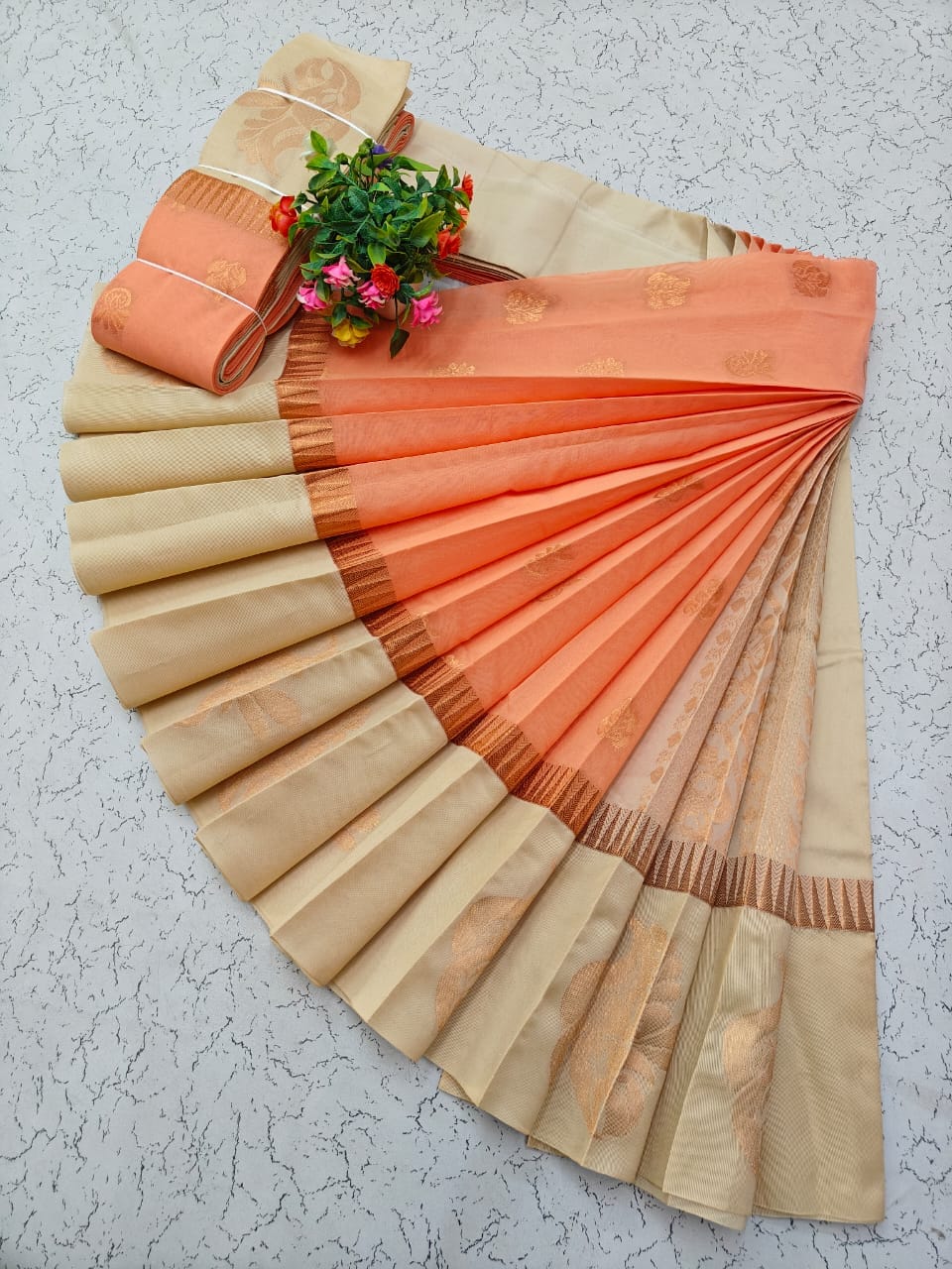 Uppada Kotanji Contrast Border Silk Cotton Sarees