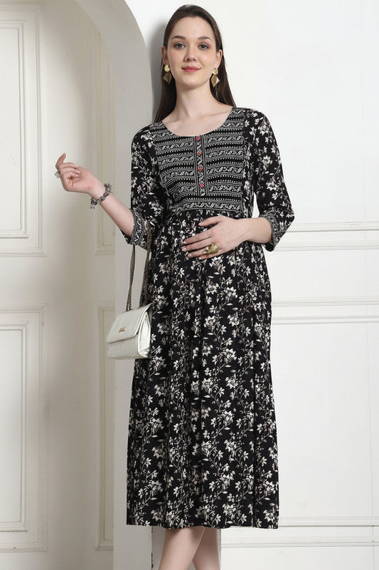 Maternity wear collection