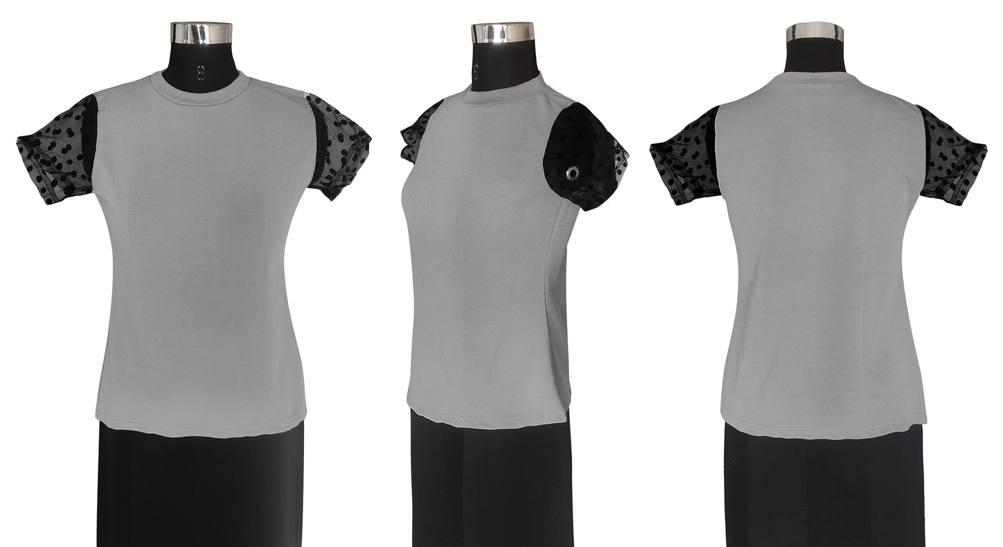 Short round neck top with puff sleeves